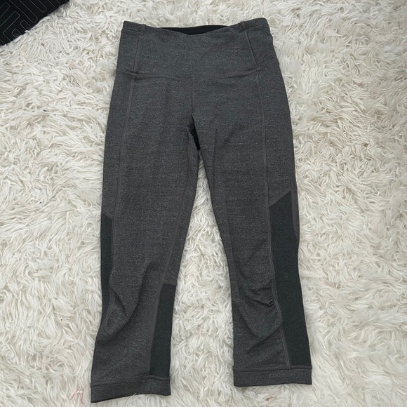 Lululemon Athletic‎ Cropped Leggings High Waist Yoga Pants Workout Gray - Picture 1 of 7